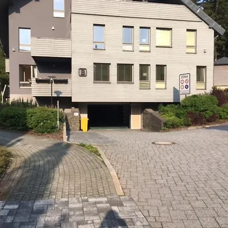 Family Resident S Terasou, Garazi, Kuchynskou Linkou, Vhodne I Pro Rodiny S Detmi, V Tesne Blizkosti Anenskeho Udoli, Bobove Drahy, Free Parking, Free Wifi, Vyhled Do Zahrady S Posezenim Na Terase, Detske Hriste V Arealu