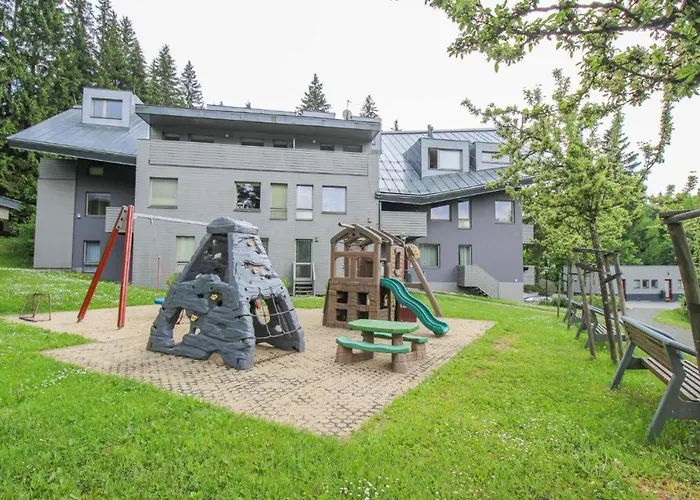 Family Resident S Terasou, Garazi, Kuchynskou Linkou, Vhodne I Pro Rodiny S Detmi, U Sjezdovky Pro Deti, Bobove Drahy, Free Garage, Free Wifi, Vyhled Do Zahrady S Posezenim Na Terase, Detske Hriste V Arealu Apartment Harrachov