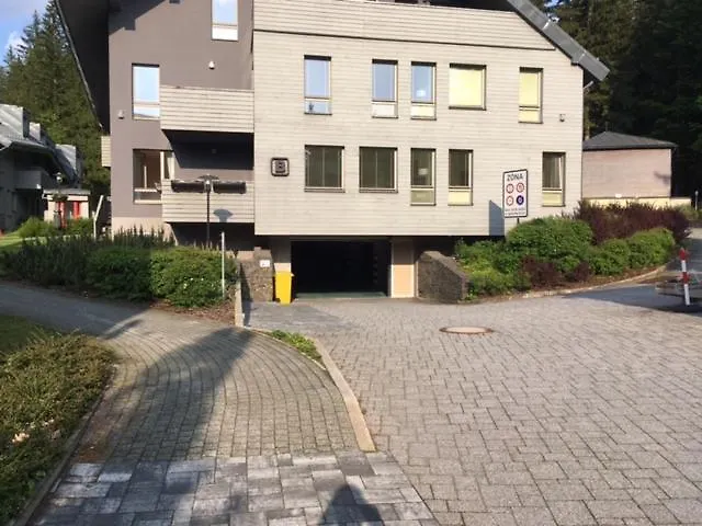Family Resident S Terasou, Garazi, Kuchynskou Linkou, Vhodne I Pro Rodiny S Detmi, U Sjezdovky Pro Deti, Bobove Drahy, Free Garage, Free Wifi, Vyhled Do Zahrady S Posezenim Na Terase, Detske Hriste V Arealu